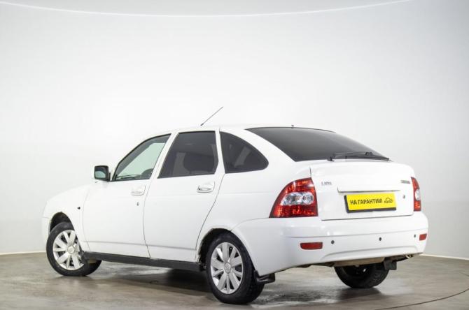 Lada (ВАЗ) Priora I с пробегом 2011 года, цена 289 000 рублей, 246200 км, хэтчбек, Автокод Объявления