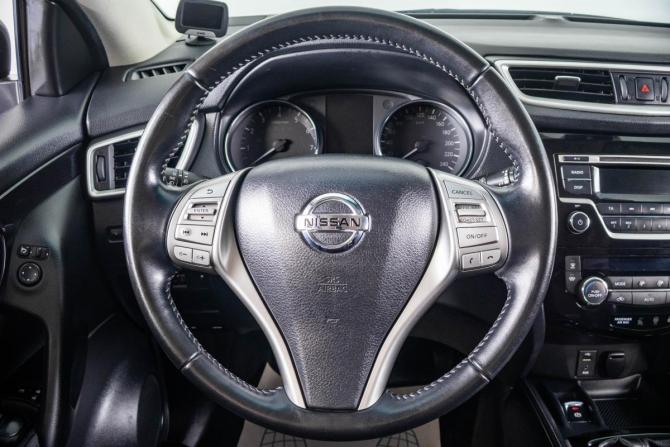 Nissan Qashqai II с пробегом 2016 года, цена 1 299 000 рублей, 200278 км, внедорожник, Автокод Объявления