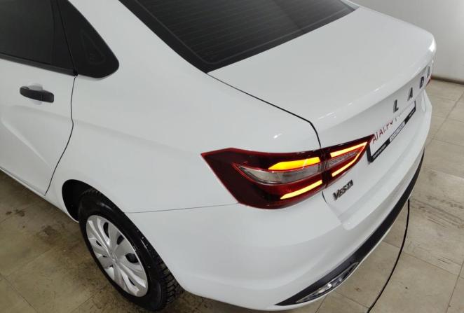 Lada (ВАЗ) Vesta I Рестайлинг (NG) с пробегом 2024 года, цена 1 170 000 рублей, 27885 км, седан, Автокод Объявления