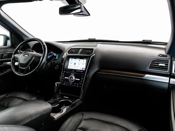 Ford Explorer V Рестайлинг с пробегом 2017 года, цена 2 899 000 рублей, 153148 км, внедорожник, Автокод Объявления