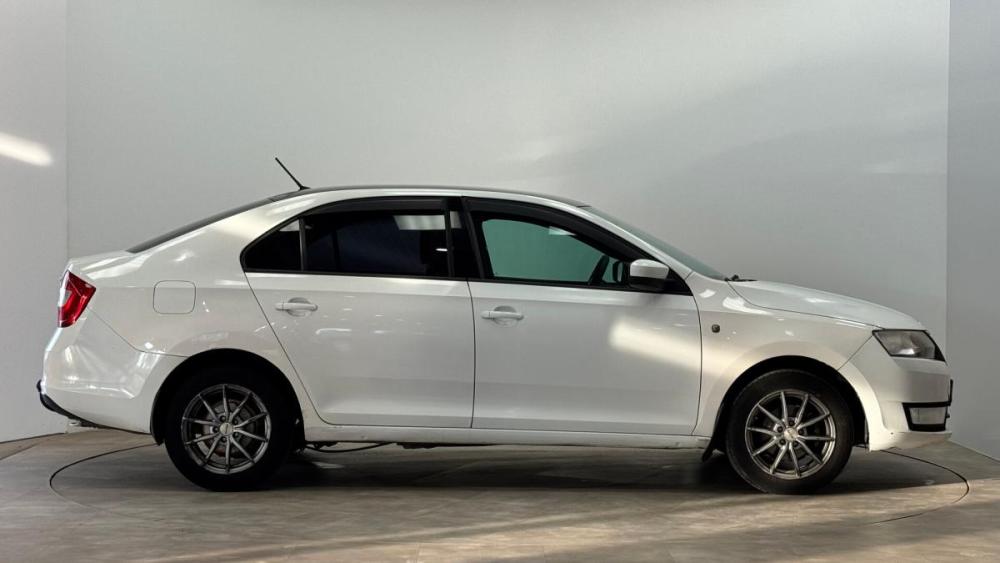Skoda Rapid I Киров  - изображение 5