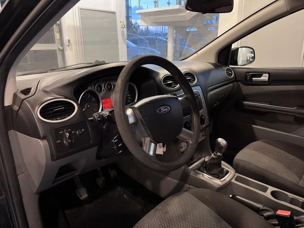 Ford Focus II Рестайлинг с пробегом 2011 года, цена 534 000 рублей, 200801 км, седан, Автокод Объявления