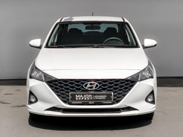 Hyundai Solaris II Рестайлинг с пробегом 2022 года, цена 1 820 000 рублей, 83879 км, седан, Автокод Объявления