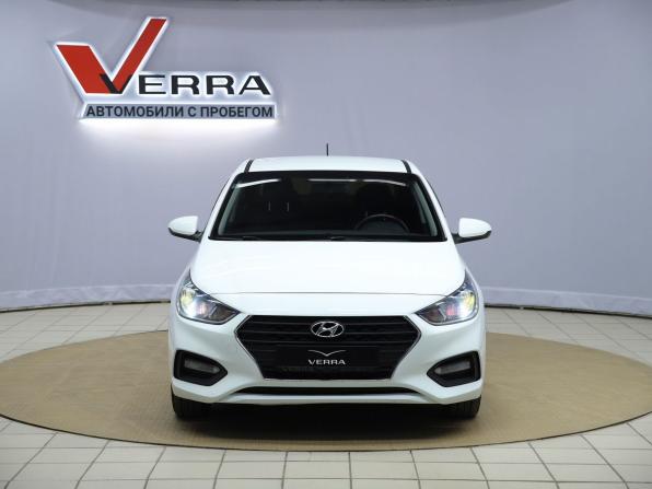 Hyundai Solaris II с пробегом 2017 года, цена 1 230 000 рублей, 141700 км, седан, Автокод Объявления