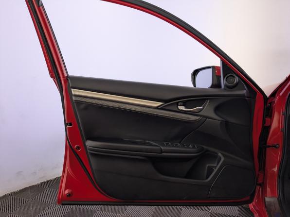 Honda Civic X Рестайлинг с пробегом 2021 года, цена 2 100 000 рублей, 91700 км, седан, Автокод Объявления