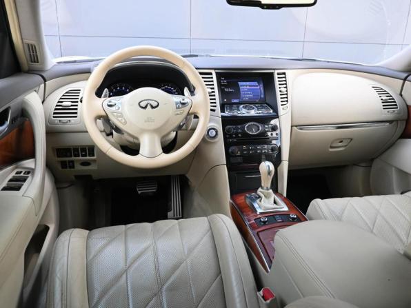 Infiniti QX70 с пробегом 2017 года, цена 1 899 000 рублей, 231879 км, внедорожник, Автокод Объявления