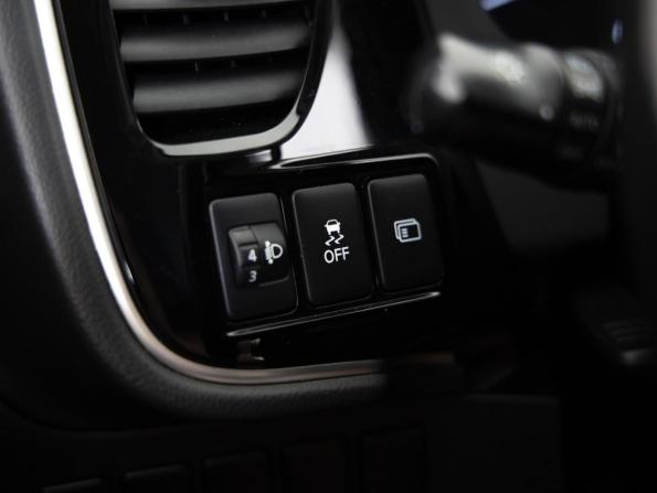 Mitsubishi Outlander III Рестайлинг 3 с пробегом 2019 года, цена 1 899 000 рублей, 194884 км, внедорожник, Автокод Объявления