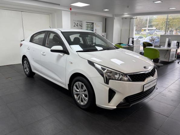 Kia Rio IV Рестайлинг с пробегом 2021 года, цена 1 398 000 рублей, 95465 км, седан, Автокод Объявления