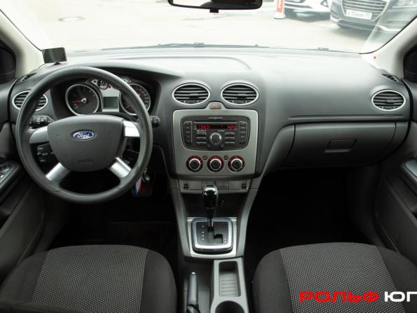 Ford Focus II Рестайлинг с пробегом 2010 года, цена 738 000 рублей, 123333 км, седан, Автокод Объявления