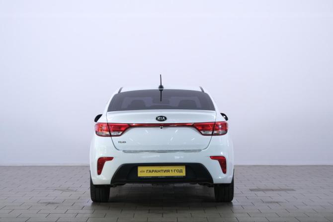 Kia Rio IV с пробегом 2019 года, цена 1 429 000 рублей, 215000 км, седан, Автокод Объявления