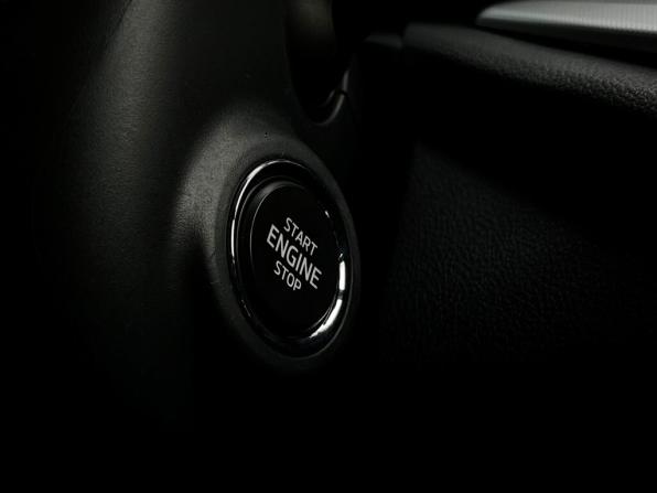 Skoda Octavia IV (A8) с пробегом 2021 года, цена 2 178 900 рублей, 105368 км, лифтбек, Автокод Объявления
