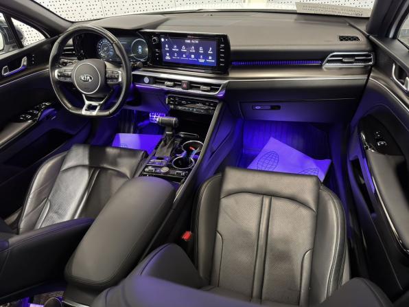 Kia K5 III с пробегом 2021 года, цена 1 800 000 рублей, 40264 км, седан, Автокод Объявления