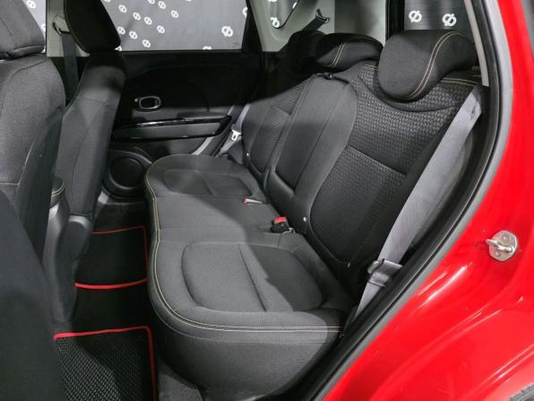 Kia Soul II Рестайлинг с пробегом 2016 года, цена 1 300 000 рублей, 129000 км, хэтчбек, Автокод Объявления