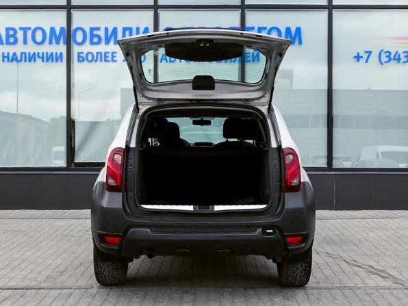 Renault Duster I Рестайлинг с пробегом 2015 года, цена 1 050 000 рублей, 53245 км, внедорожник, Автокод Объявления