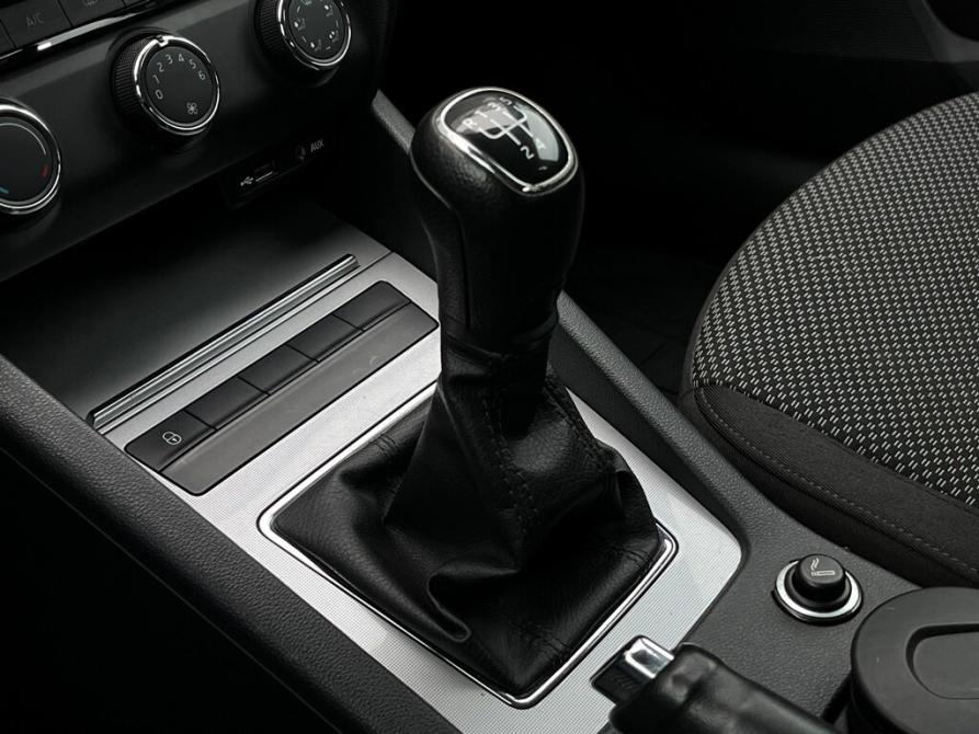 Skoda Octavia III (A7) Санкт-Петербург  - изображение 15