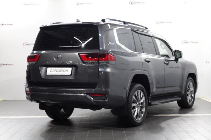 Toyota Land Cruiser 300 Series с пробегом 2021 года, цена 10 700 000 рублей, 62972 км, внедорожник, Автокод Объявления