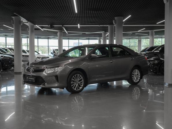 Toyota Camry VII (XV50) Рестайлинг с пробегом 2015 года, цена 2 080 000 рублей, 165987 км, седан, Автокод Объявления