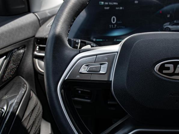 JAC JS6 с пробегом 2024 года, цена 1 998 000 рублей, 37972 км, внедорожник, Автокод Объявления
