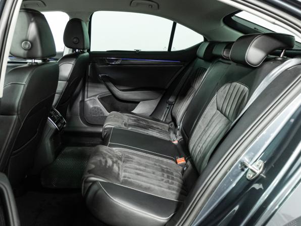 Skoda Superb III Рестайлинг с пробегом 2019 года, цена 2 599 700 рублей, 135189 км, лифтбек, Автокод Объявления