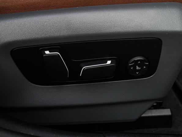 BMW 5 серии VIII (G60/G61/G68) с пробегом 2024 года, цена 8 200 000 рублей, 11474 км, седан, Автокод Объявления