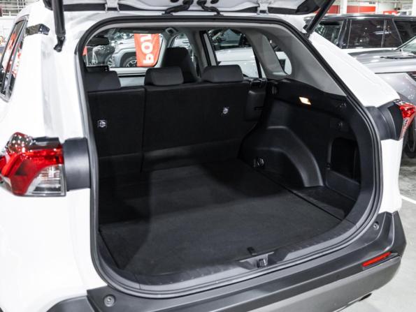 Toyota RAV4 V (XA50) с пробегом 2021 года, цена 3 449 700 рублей, 97304 км, внедорожник, Автокод Объявления
