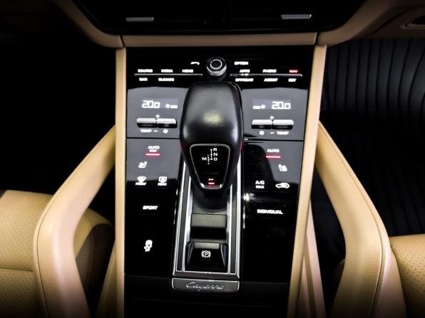 Porsche Cayenne III с пробегом 2020 года, цена 6 765 000 рублей, 48495 км, внедорожник, Автокод Объявления