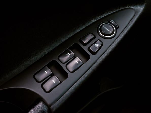 Hyundai Sonata VI (YF) с пробегом 2011 года, цена 999 000 рублей, 234345 км, седан, Автокод Объявления
