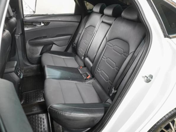 Kia Cerato IV Рестайлинг с пробегом 2022 года, цена 2 349 000 рублей, 99358 км, седан, Автокод Объявления
