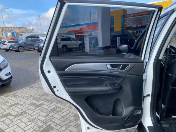 Haval M6 II с пробегом 2024 года, цена 1 900 000 рублей, 14654 км, внедорожник, Автокод Объявления
