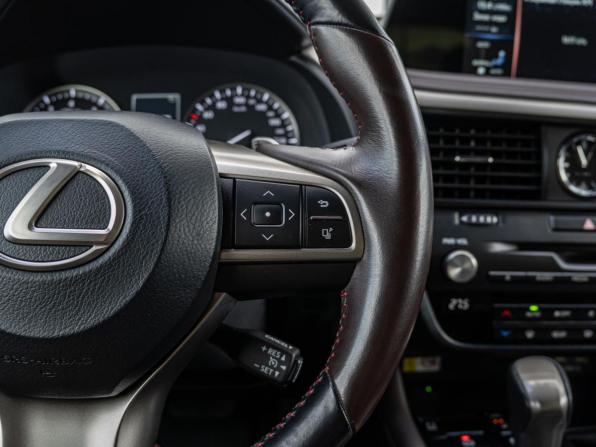 Lexus RX IV Рестайлинг с пробегом 2020 года, цена 5 300 000 рублей, 50750 км, внедорожник, Автокод Объявления