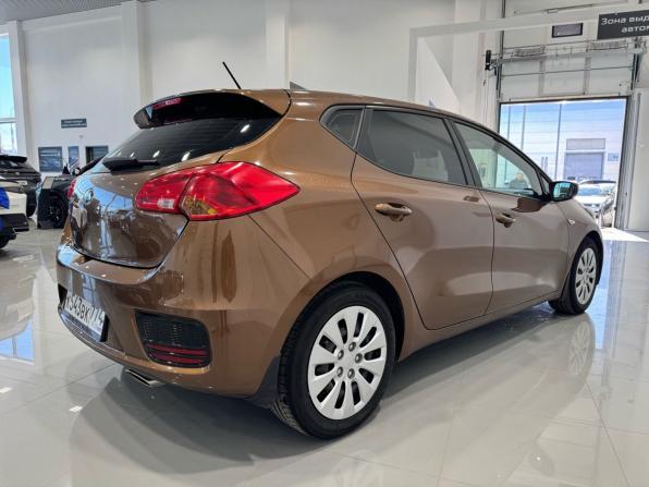 Kia Ceed II Рестайлинг с пробегом 2015 года, цена 1 195 000 рублей, 122225 км, хэтчбек, Автокод Объявления