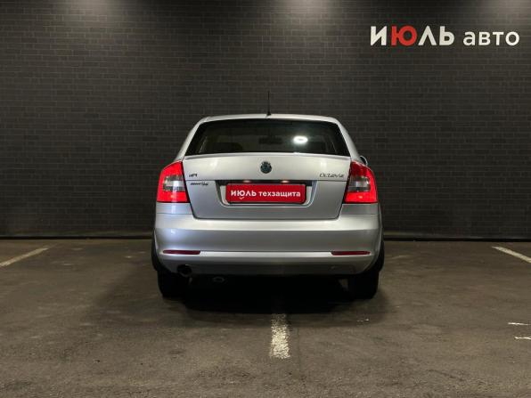 Skoda Octavia II (A5) Рестайлинг с пробегом 2011 года, цена 670 000 рублей, 289321 км, лифтбек, Автокод Объявления