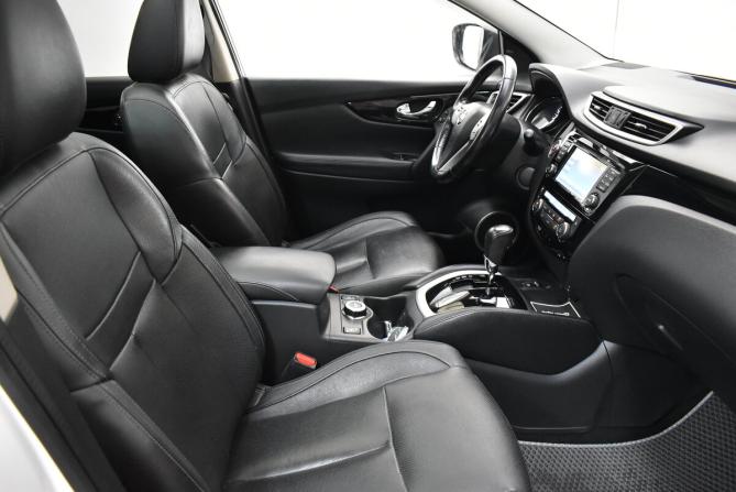 Nissan Qashqai II с пробегом 2017 года, цена 1 800 000 рублей, 125798 км, внедорожник, Автокод Объявления