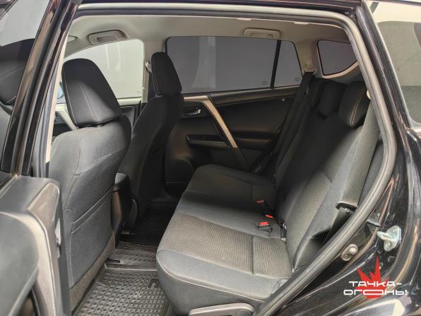 Toyota RAV4 IV (XA40) Рестайлинг с пробегом 2017 года, цена 2 378 000 рублей, 136000 км, внедорожник, Автокод Объявления