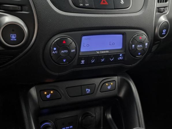 Hyundai ix35 I Рестайлинг с пробегом 2014 года, цена 1 129 000 рублей, 279399 км, внедорожник, Автокод Объявления