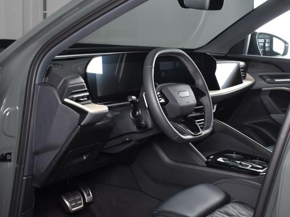 Audi Q5 III с пробегом 2026 года, цена 6 399 995 рублей, 220 км, внедорожник, Автокод Объявления