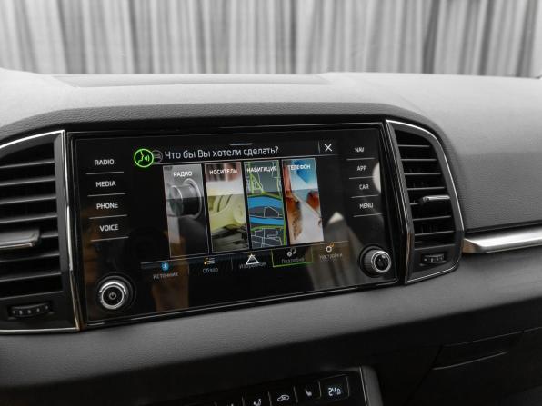 Skoda Karoq I с пробегом 2021 года, цена 2 795 000 рублей, 89421 км, внедорожник, Автокод Объявления