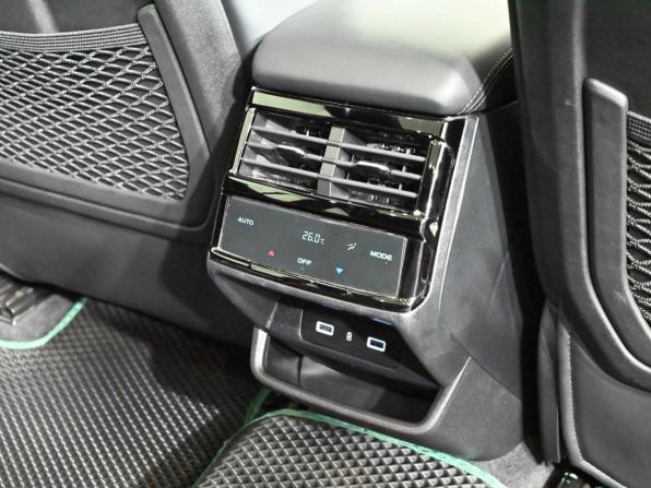 Geely Monjaro I с пробегом 2023 года, цена 3 100 000 рублей, 78999 км, внедорожник, Автокод Объявления