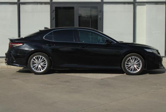 Toyota Camry VII (XV50) Рестайлинг 2 с пробегом 2018 года, цена 2 650 000 рублей, 208160 км, седан, Автокод Объявления