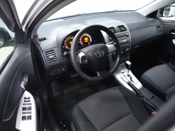 Toyota Corolla X (E140 E150) Рестайлинг с пробегом 2011 года, цена 890 000 рублей, 172159 км, седан, Автокод Объявления