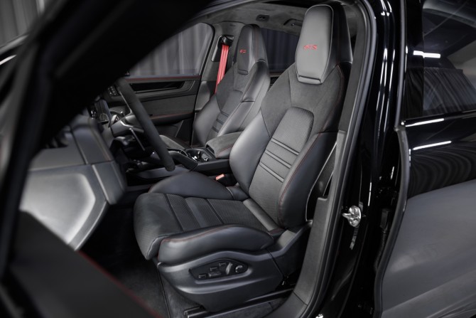 Новый Porsche Cayenne III Рестайлинг 2024 года, цена 30 657 500 рублей, внедорожник, Автокод Объявления