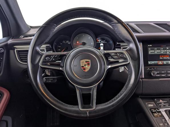 Porsche Macan I с пробегом 2018 года, цена 4 600 000 рублей, 108529 км, внедорожник, Автокод Объявления