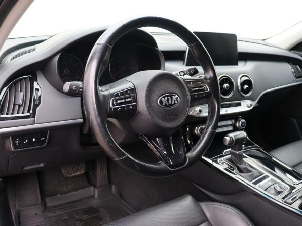 Kia Stinger I с пробегом 2019 года, цена 2 659 000 рублей, 56000 км, лифтбек, Автокод Объявления