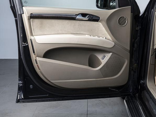 Audi Q7 I (4L) Рестайлинг с пробегом 2010 года, цена 1 879 000 рублей, 235201 км, внедорожник, Автокод Объявления