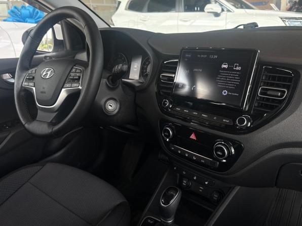 Hyundai Solaris II Рестайлинг с пробегом 2021 года, цена 1 595 000 рублей, 90877 км, седан, Автокод Объявления