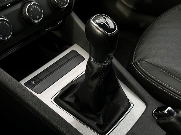 Skoda Octavia III (A7) с пробегом 2014 года, цена 1 385 800 рублей, 100457 км, лифтбек, Автокод Объявления