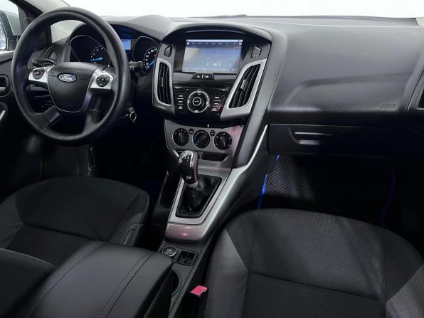 Ford Focus III с пробегом 2013 года, цена 599 000 рублей, 210367 км, седан, Автокод Объявления