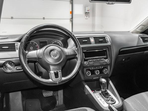 Volkswagen Jetta VI с пробегом 2013 года, цена 912 194 рубля, 235960 км, седан, Автокод Объявления
