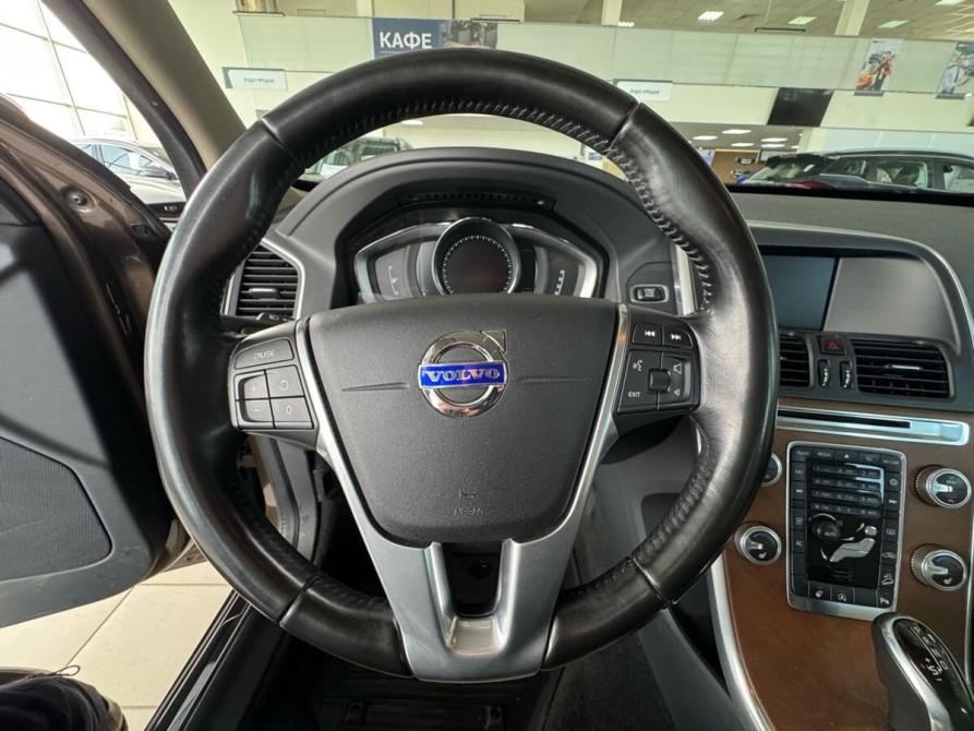 Volvo XC60 I Рестайлинг Москва  - изображение 13