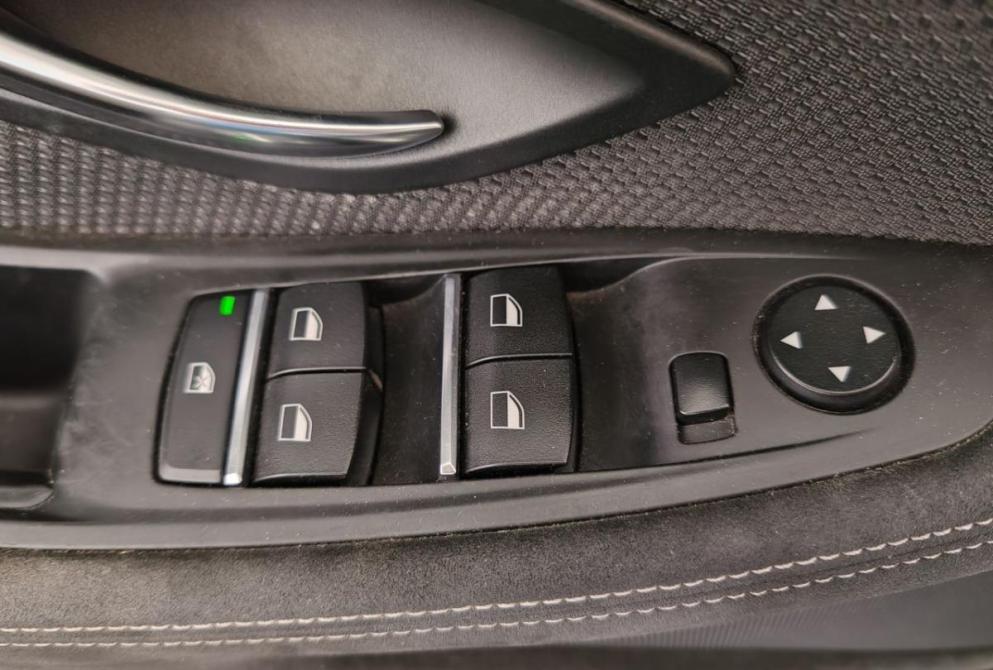 BMW 5 серии VI (F10/F11/F07) Рестайлинг Ярославль  - изображение 17